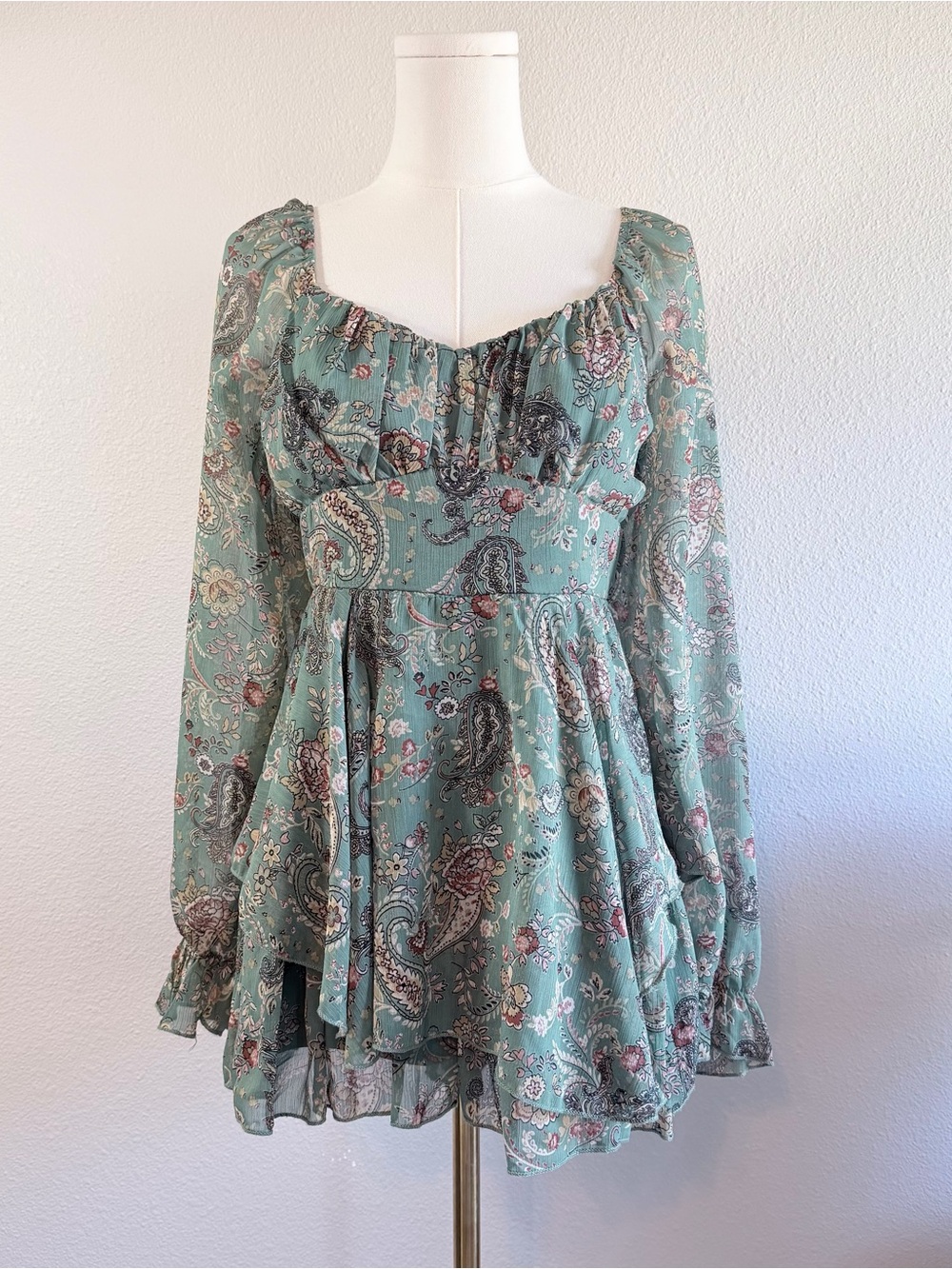 Inspired Hearts Boho Floral Romper Green Pasley Long Sleeve Flowy Cottagecore L